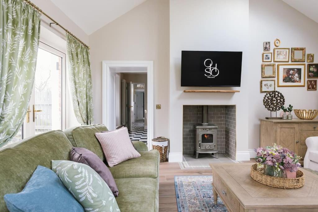 The Farmhouse At Corrstown Village Portrush Buitenkant foto