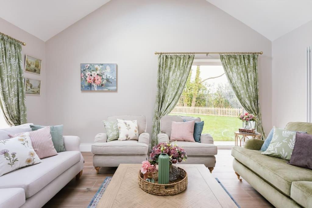 The Farmhouse At Corrstown Village Portrush Buitenkant foto